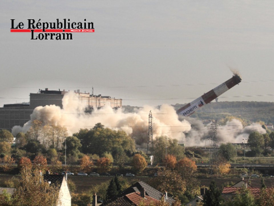 Vingt-six secondes pour raser les trois cheminées de Richemont