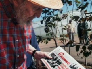 Fidel Castro reaparece para mostrar su buen estado de salud