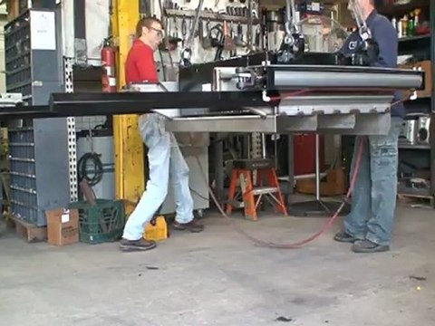 Industrial Magnetics - Overhead/suspended Magnet - Automatic Cleaning