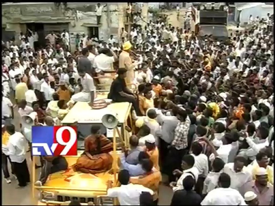 Chandrababu criticises Cong Govt