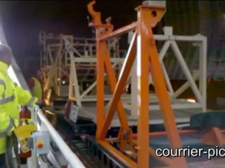 Atterrissage et chargement d'un Beluga à l'aéroport d'Albert