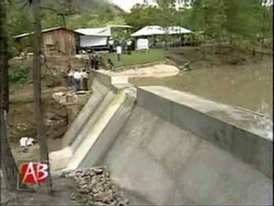Inauguración de Represa de Manzaragua, Güinope. Noticiero Abriendo Brecha, Canal 7. 18 de octubre del 2012.
