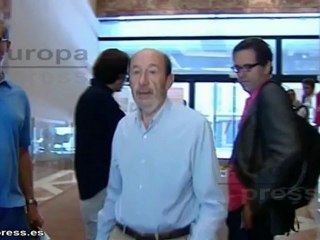Trujillo pide por Twitter la dimisión de Rubalcaba