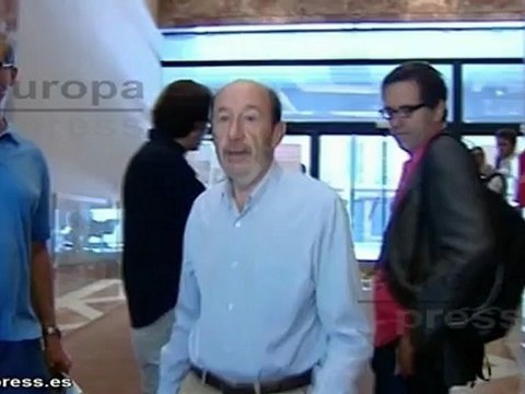 Trujillo pide por Twitter la dimisión de Rubalcaba