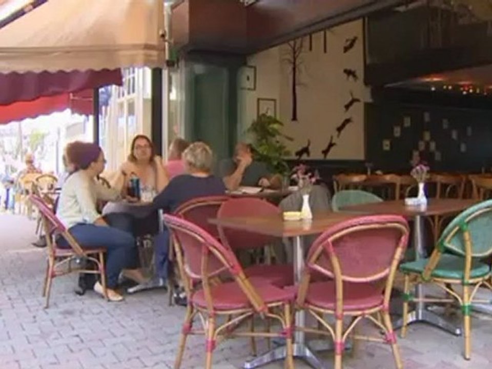 Michael Halphie is Interviewed For CNN International By Ivan Watson Istanbul,Turkey (20.10.2012)