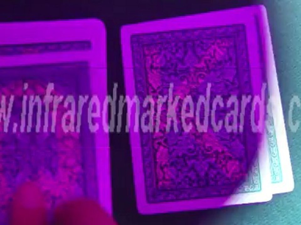 LUMINOUS MARKED CARDS-fournier-2818-marked-cards-green