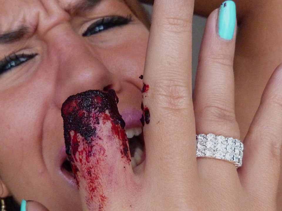 Maquillage Effets Spéciaux : Doigt Sectionné