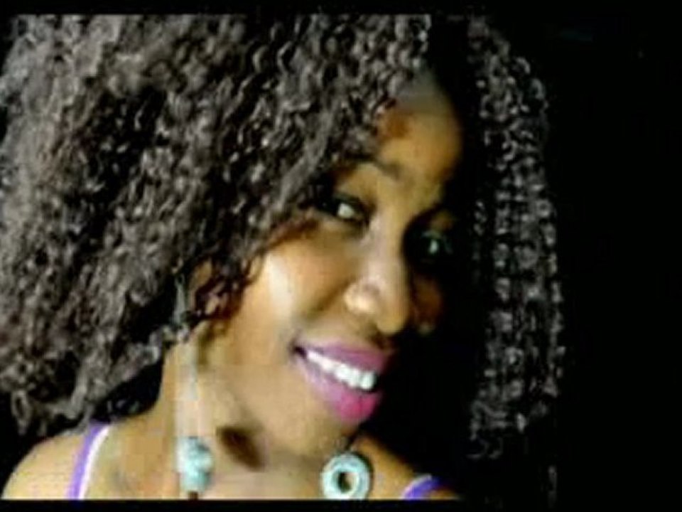 Komole-video Snippet