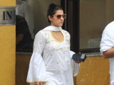 Kajol, Sonu Sood & Varun Dhawan at Yash Chopra's Funeral