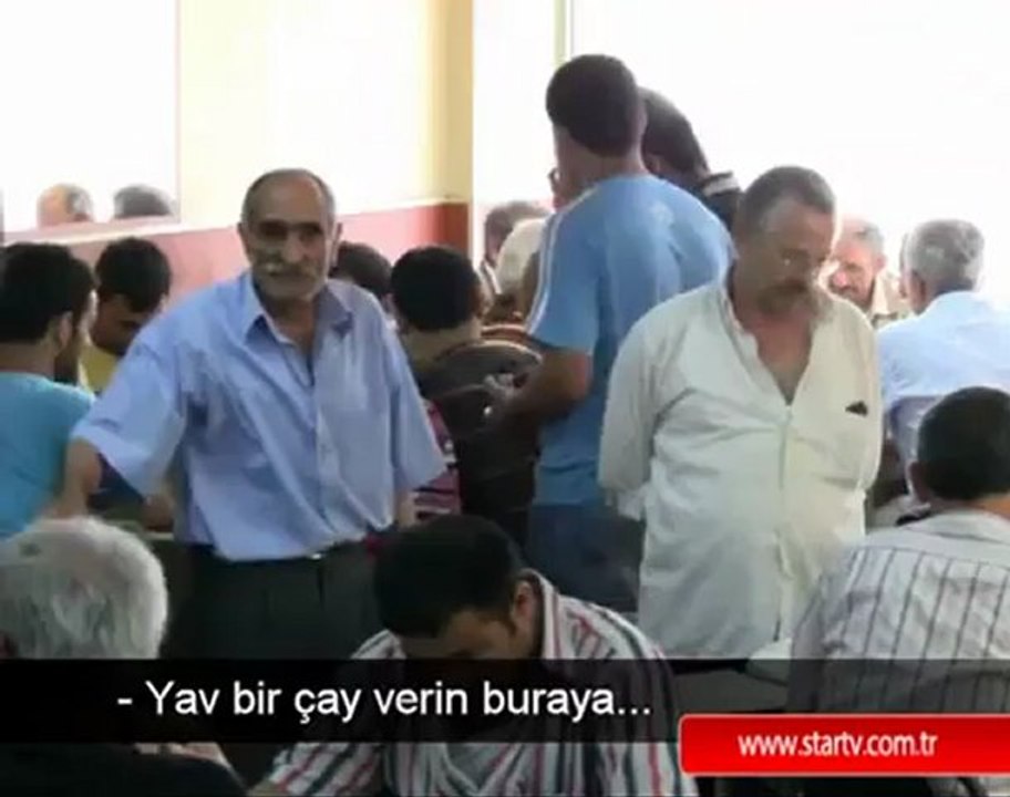 Hayrettin Bağcılarda Bir Kahvede, Flüt Şakası ) (Gizli Kamera)