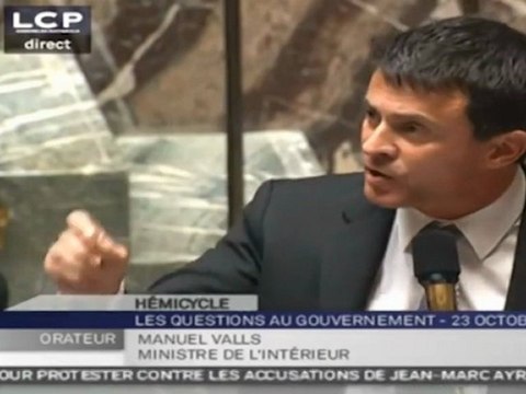 Valls : N'ayez pas peur d'accueillir de nouveaux Français