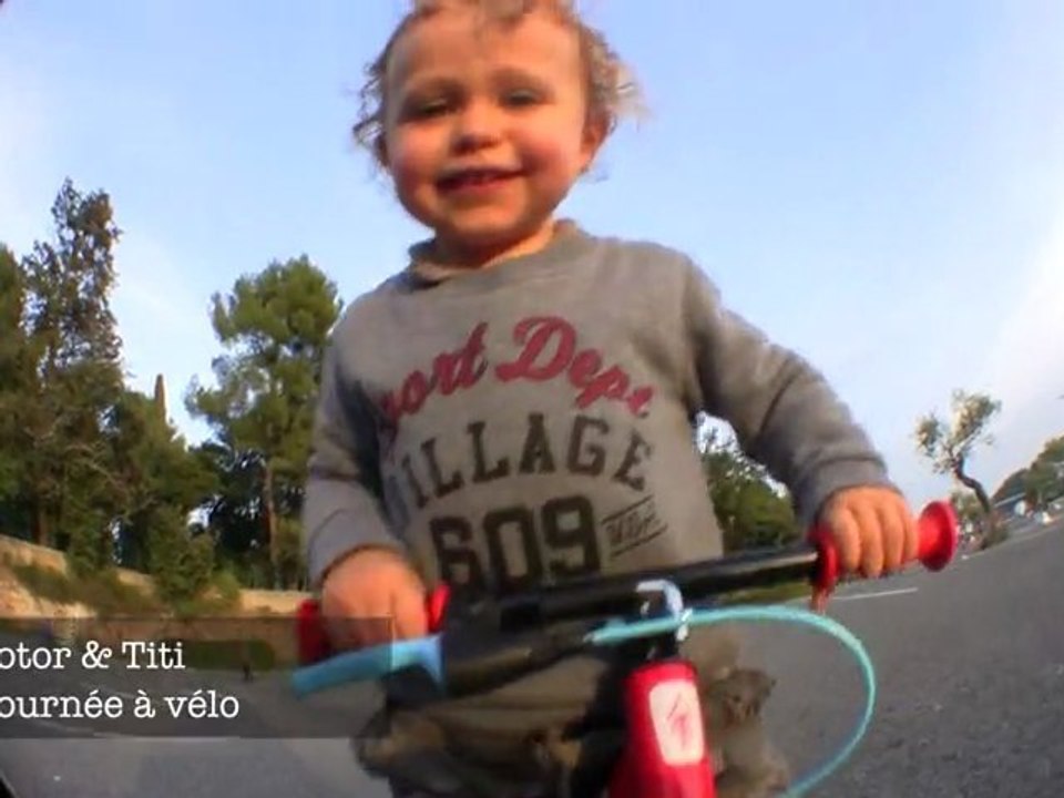 Totor & Titi "Papa, maintenant qu'on sait faire du vélo, on aimerait un avion.