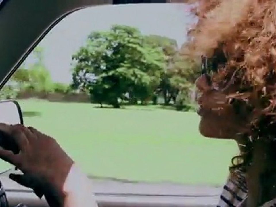 Rihanna - Cheers (Drink To That) (HD 1080p)