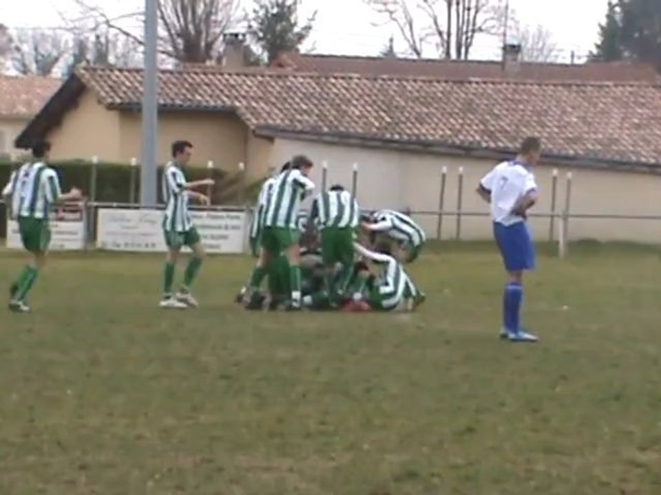 aile de pigeon pr dessus le gardien !!!