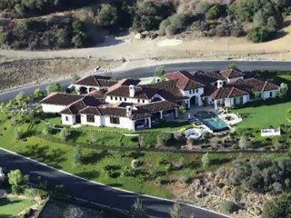 Michelle Obama to Visit This Celebrity's Malibu Mansion for Fundraiser