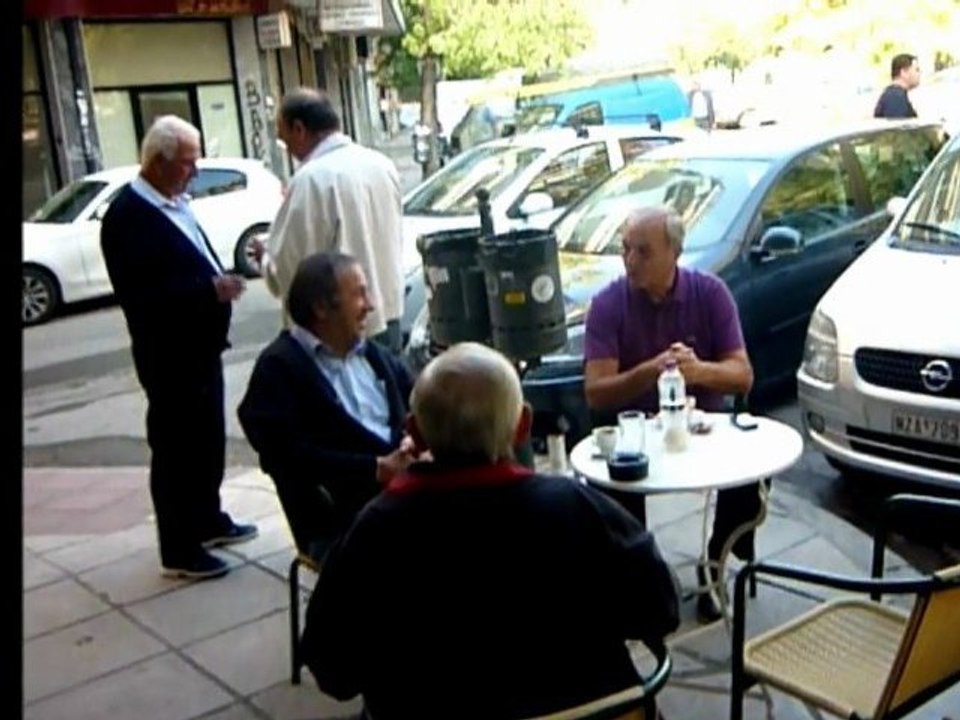 Στιγμιότυπα από Ελληνικό Καφενείο