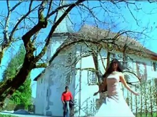 ghajini song Sutrum Vizhi