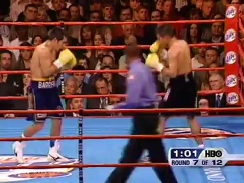 2004-11-27 Marco Antonio Barrera vs Erik Morales III (FOTY)