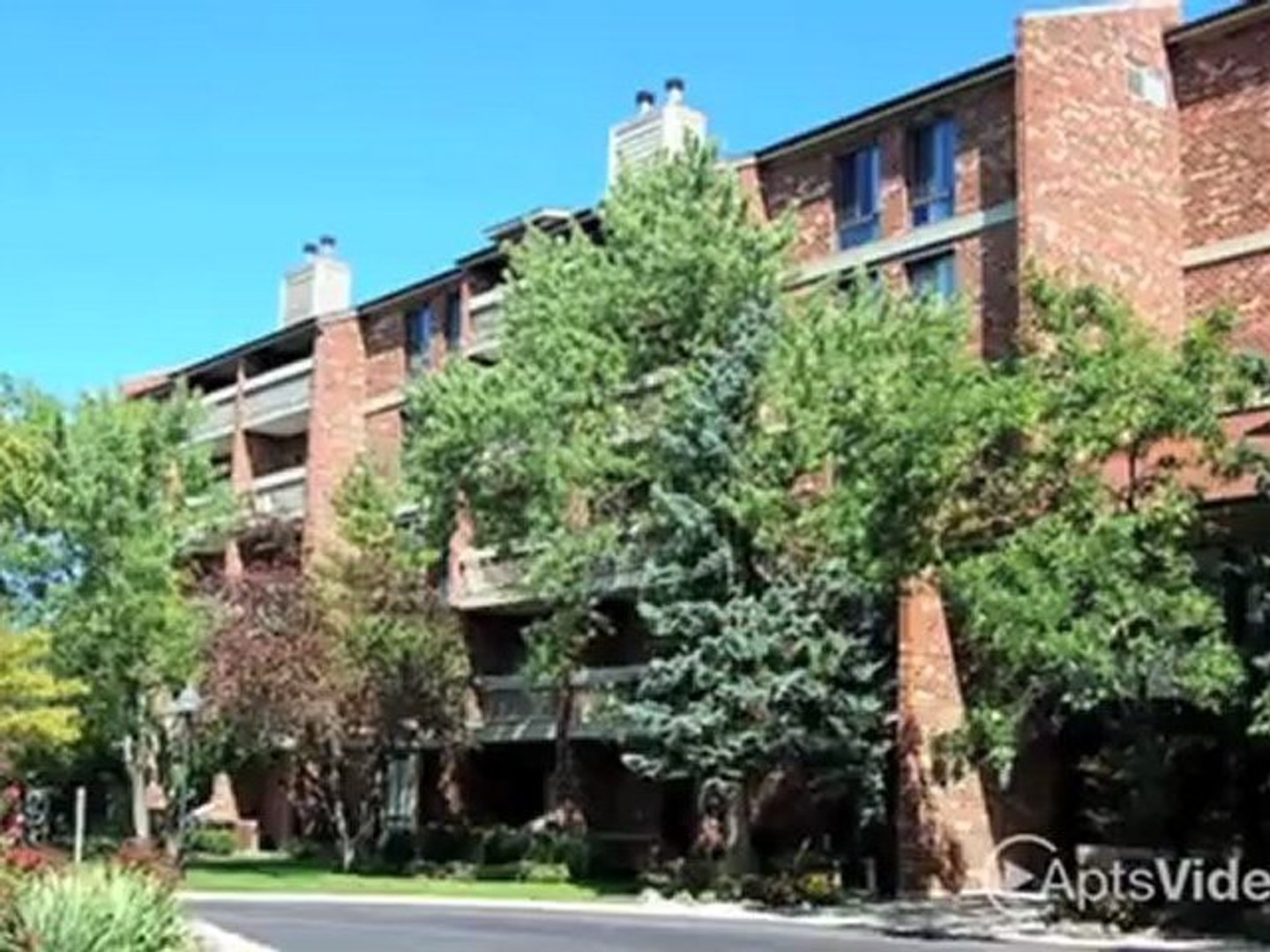 Woodland Creek Apartments In Wheeling Woodland Creek Apartments In Wheeling