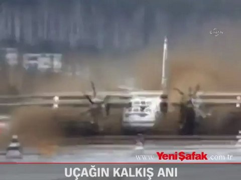 Rusya’da uçağın kalkış anı yürekleri ağza getirdi