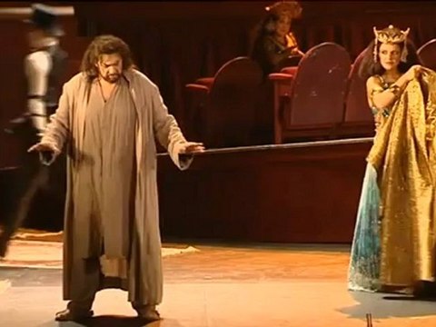 Plácido Domingo inaugura su festival en Sevilla con un rol positivo en Thäis