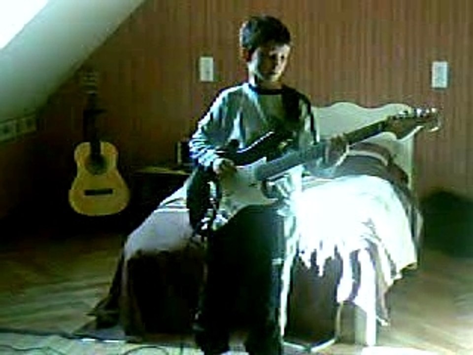 Incroyable intro guitare