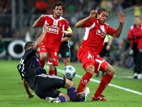 L'effroyable attentat de Witsel sur Wasilewski !