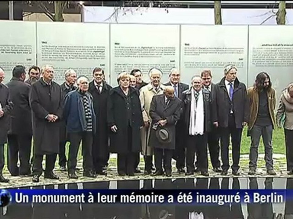 Merkel honore les Roms victimes de l'Holocauste