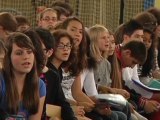 Chœur de l’Aube : 700 collégiens chantent Le Forestier