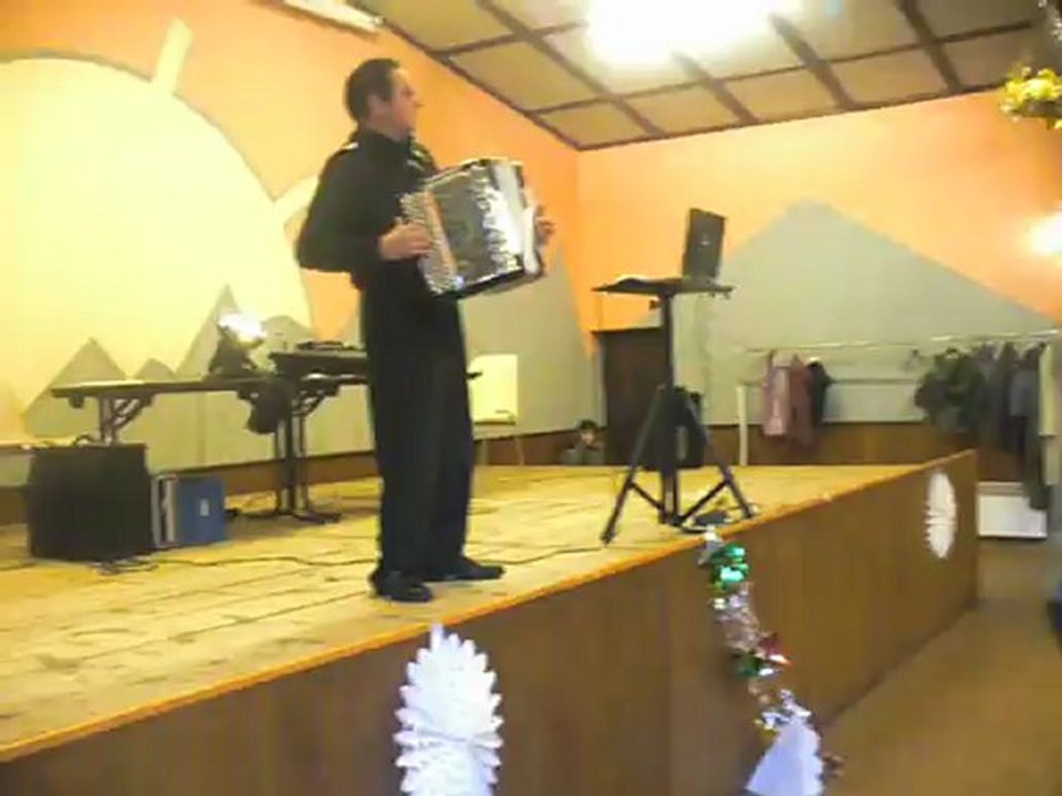ACCORDEON NOEL 2008 A FOIX (ARIEGE)