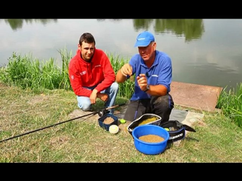 Alan Scotthorne fishing for carp with the Drennan Method feeders