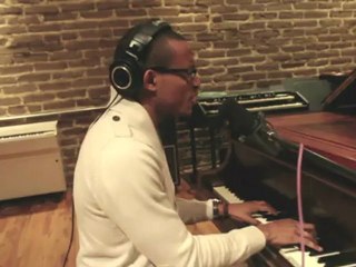 Jonathan McReynolds - Everything (UNPLUGGED)