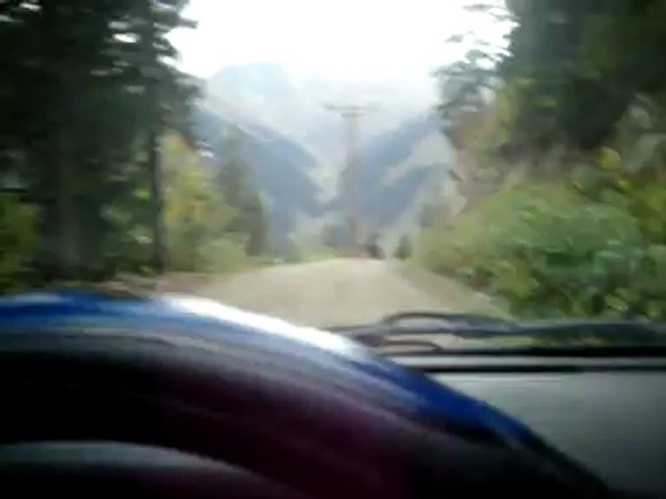 UZUNGÖL KARESTER YAYLASINDAN İNİŞ(İSMAİL TÜRÜT TÜRKÜSÜ EŞLİĞİNDE)