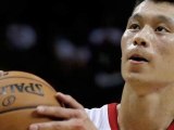Jeremy Lin Calls Wrong Teammate, Makes Him Think He Was Traded