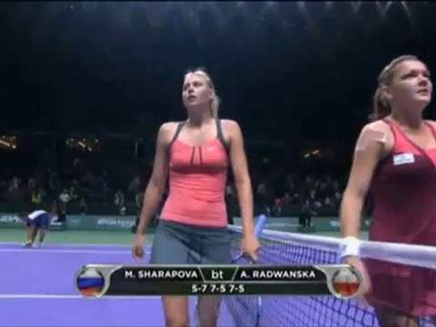 Istanbul: Sharapowa gewinnt Dreisatz-Krimi gegen Radwanska