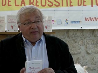 Pascal Percq présente le livre "Quelle école pour quelle société"