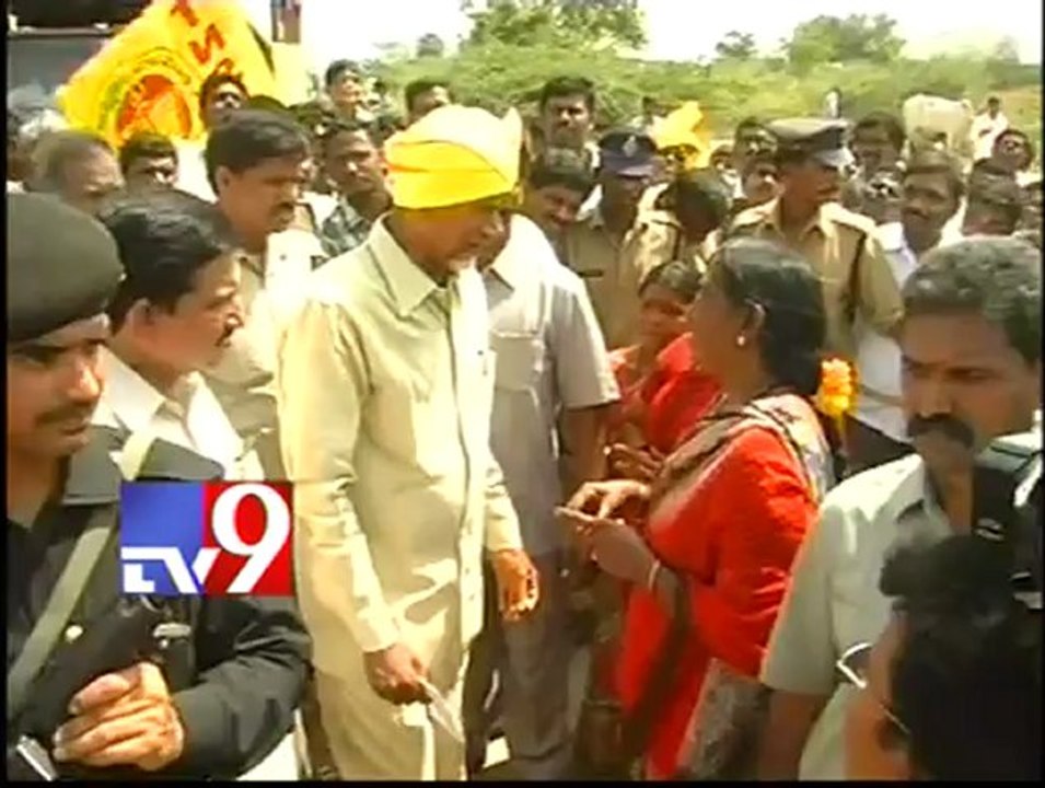 TDP not clear on Telangana - POW Sandhya