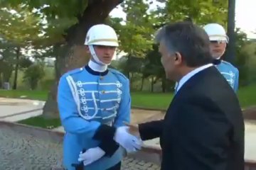 Bayram namazını Mehmetçikle kıldı