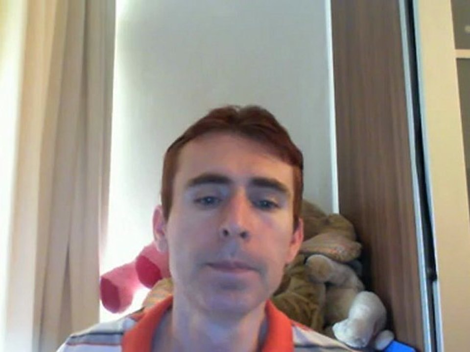 Wiwi égratigne "une vue sur mer" d'Elsa Lunghini