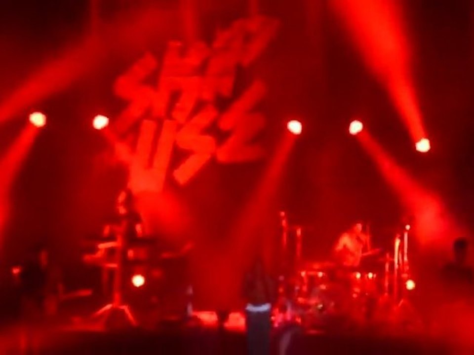 Skip The Use -  " Hell Parade " -  Live@Transbordeur - 24/10/12