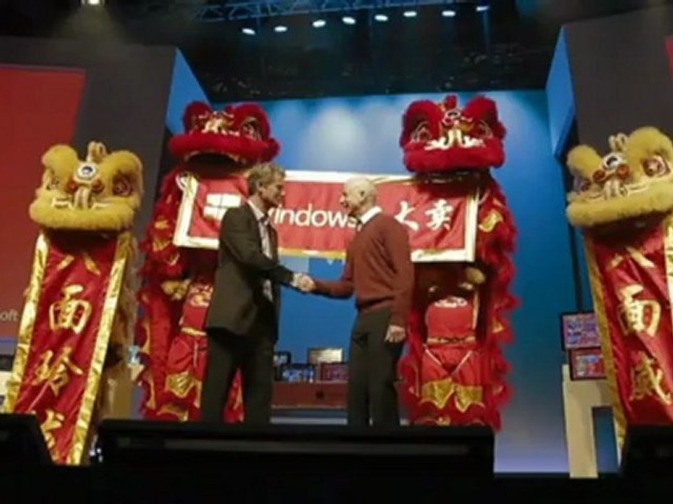 Microsoft launches Windows 8