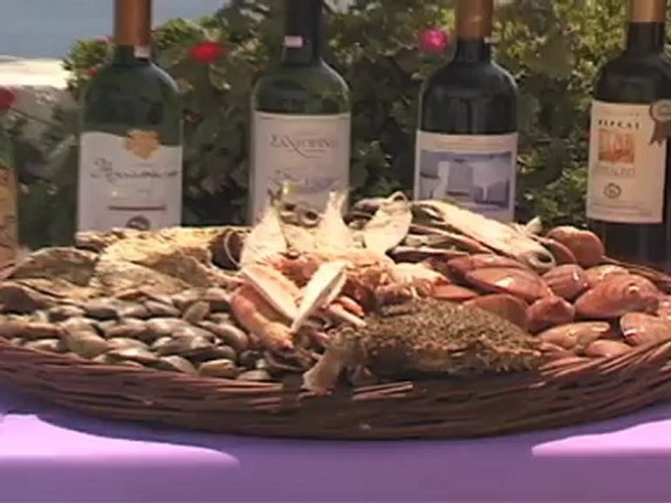 Santorini: Greek island cuisine