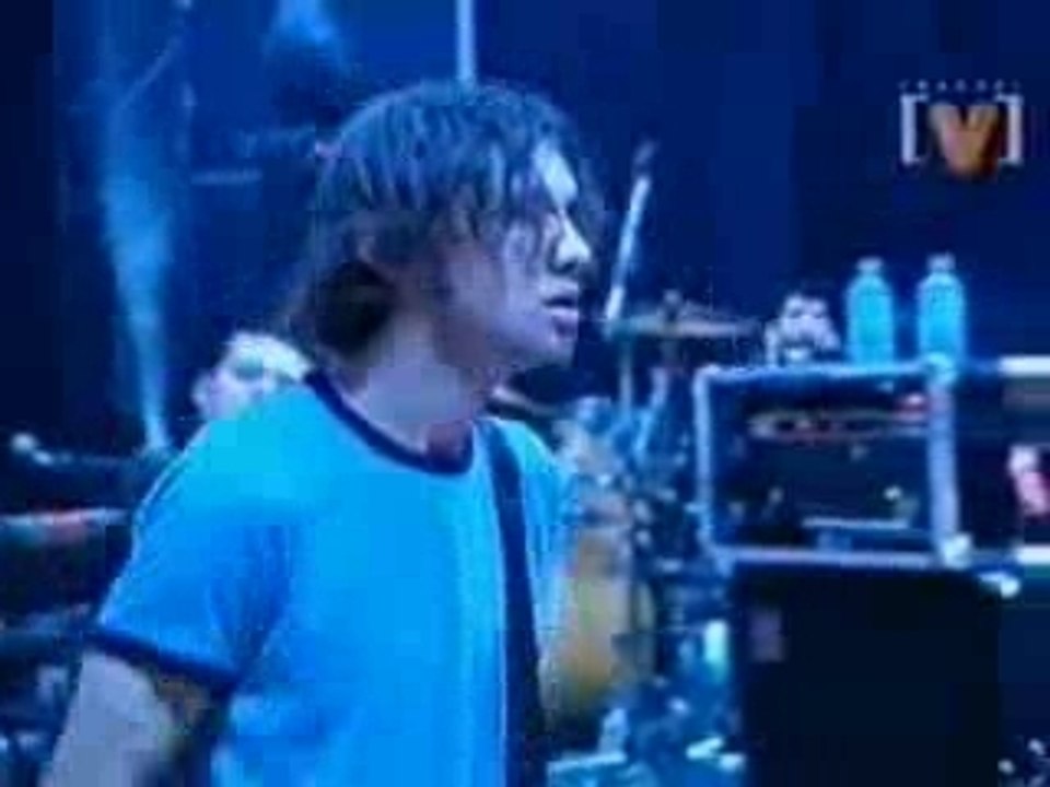 At The Drive In -live