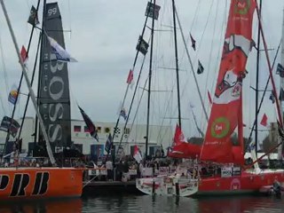 [VIDEO] Une petite virée près des bateaux du Vendée Globe