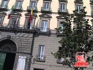 Napoli - Moody' mette sotto osservazione i titoli del comune partenopeo (25.10.12)