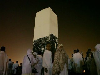 La Mecque: les pèlerins préparent le rituel de la lapidation