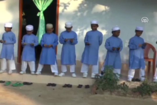 Arakanlı yetimler emin ellerde