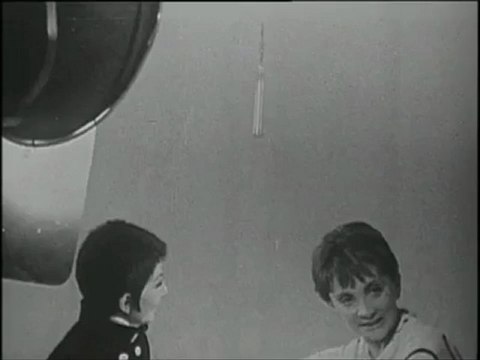 ZIZI Jeanmaire (67)- interview par denise Glaser -