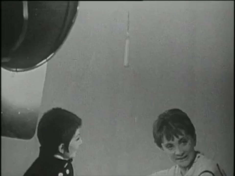 -- ZIZI Jeanmaire (67)- interview par denise Glaser -