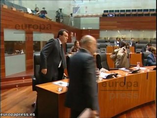 Monago y Vara: debate intenso sobre el desempleo